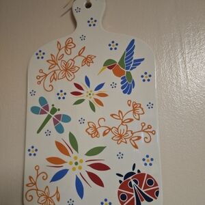 Temp-tations Charcuteier Board - Seasonal Garden Pattern